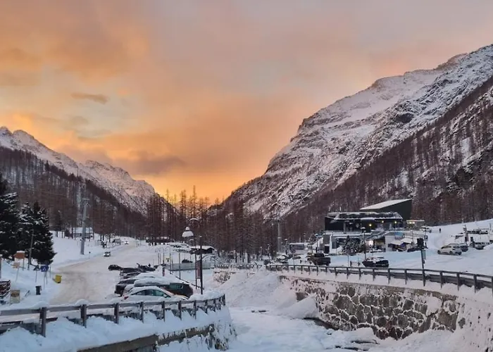 Lys * Gressoney-La-Trinite